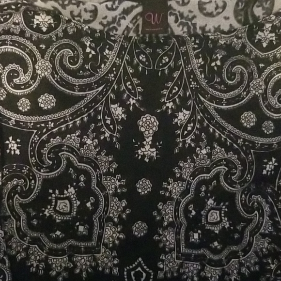 Blouse - Picture 2 of 3